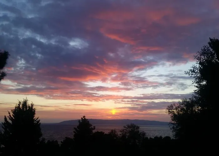 Gavza Sky View Apartmán *